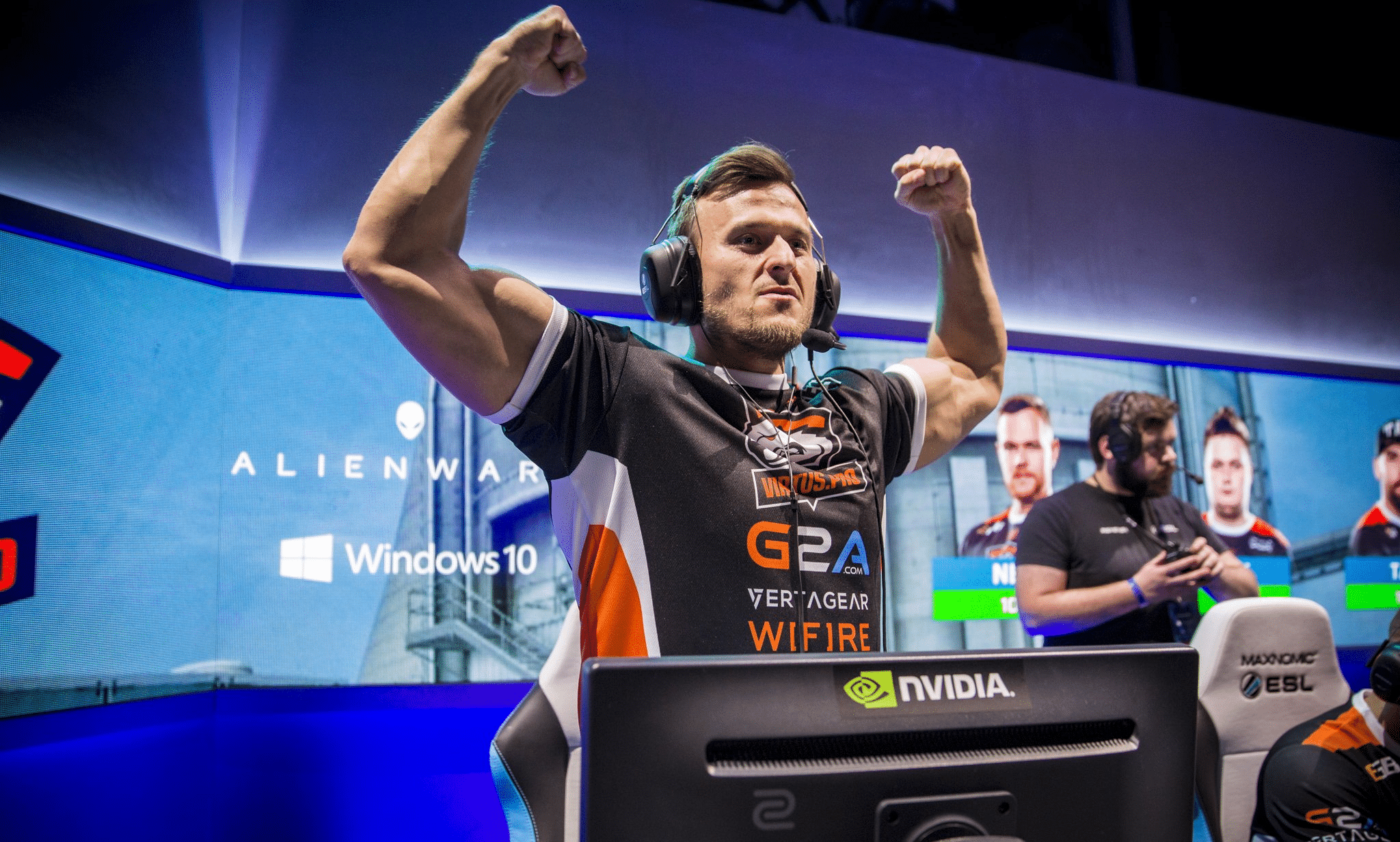 Oblíbený bývalý profesionál v CS:GO paszaBiceps vyhrál profi zápas MMA ...